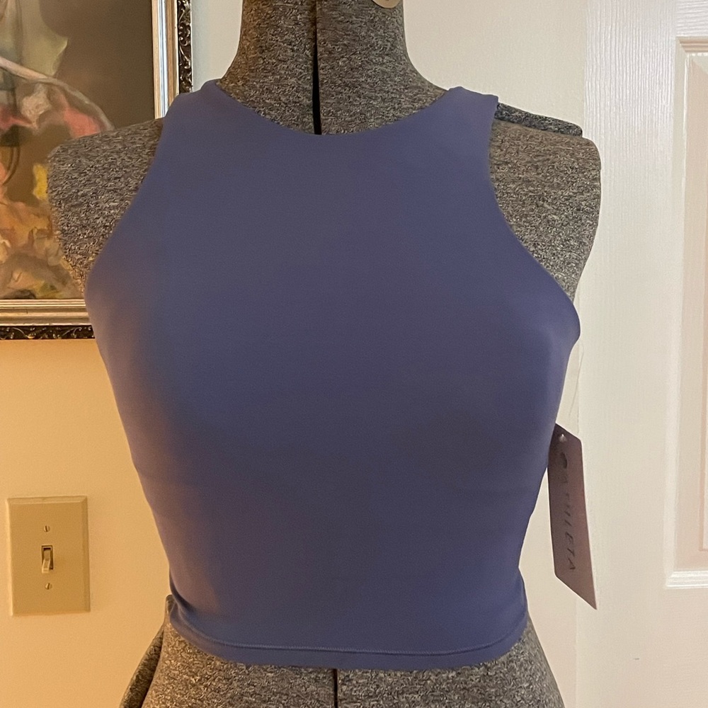 Athleta Scalloped Conscious Crop Powervita D-DD